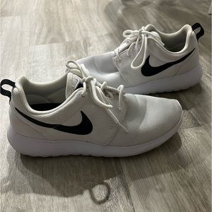 Women’s Nike Roshe One Running Shoes